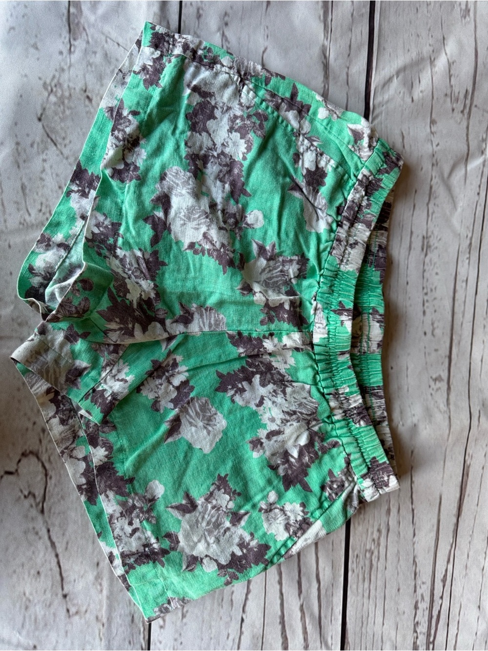 Kut from the Kloth Green Floral Elastic-Waist Linen Shorts